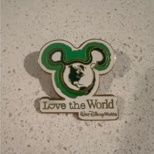 Love the World Disney pin